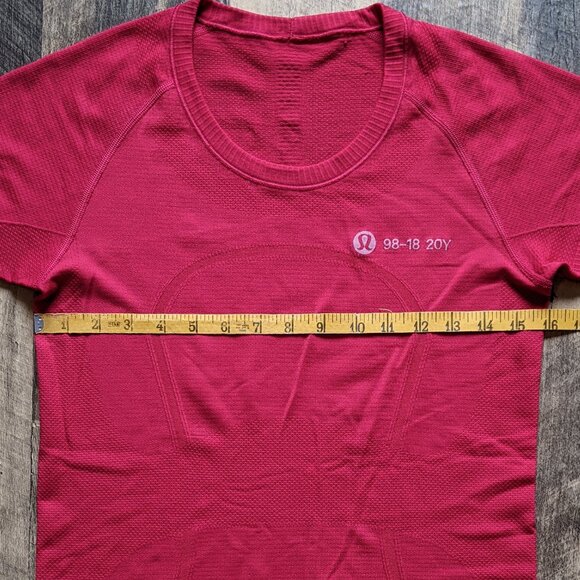 Lululemon Swiftly Tech Short Sleeve Crew Shirt - Picture 7 of 7